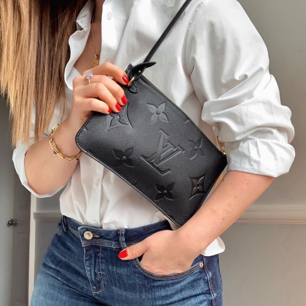 ‼️SOLD‼️ BRAND NEW Louis Vuitton Black Empreinte Monogram Neverfull Pochette
